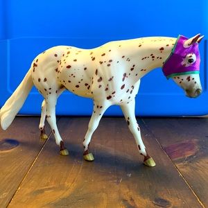 Breyer horse traditional white with brown spots